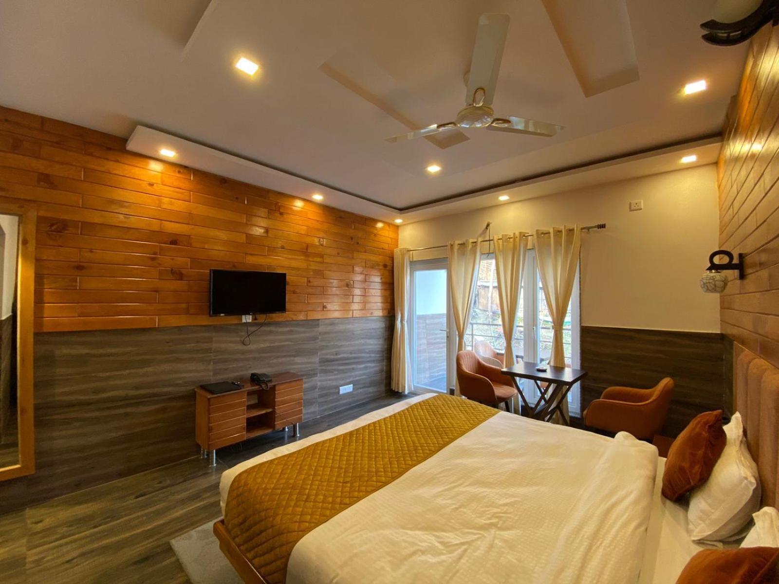 The Aesthetic Hotel & Restaurant Bhimtal Ngoại thất bức ảnh