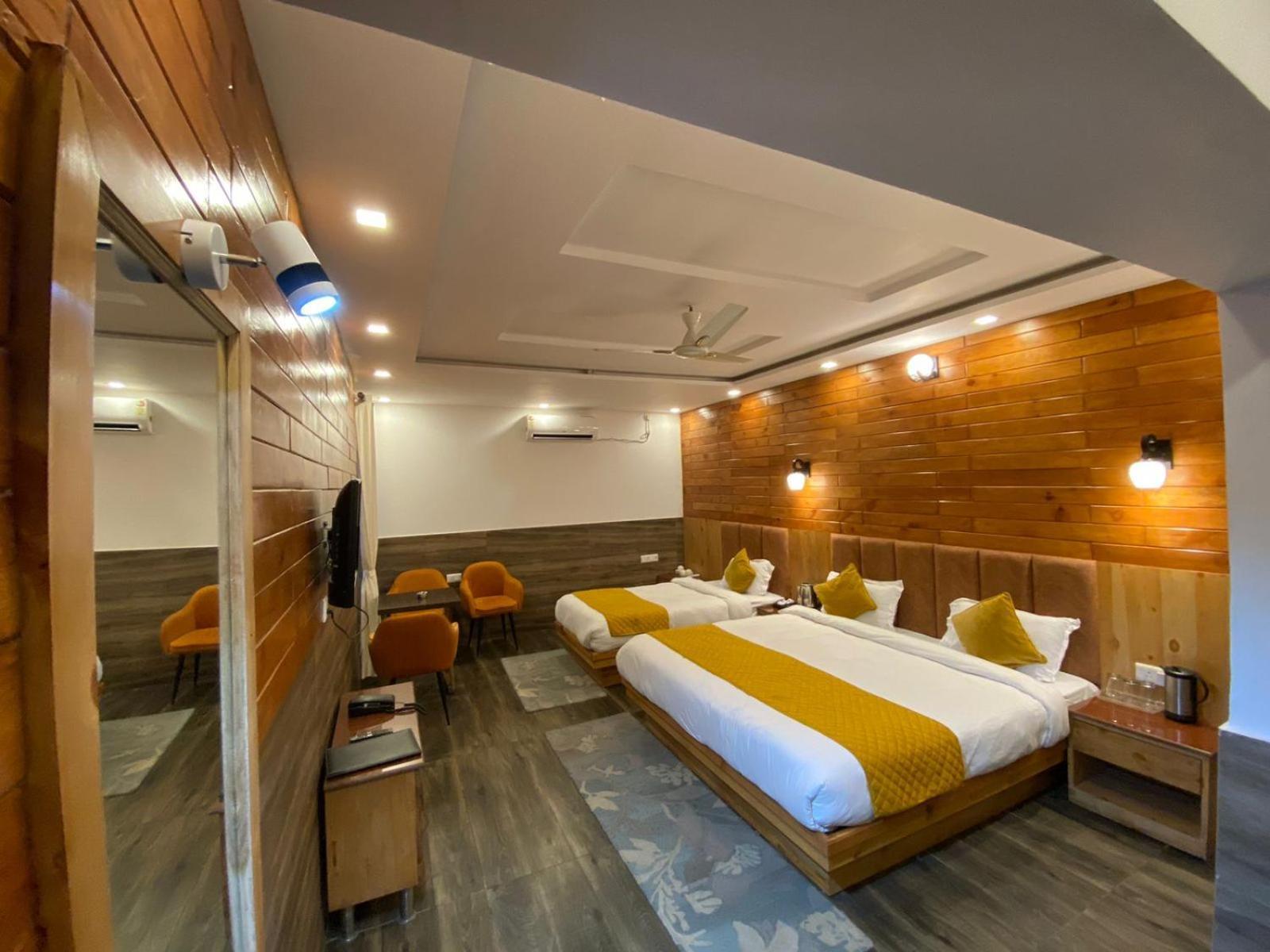 The Aesthetic Hotel & Restaurant Bhimtal Ngoại thất bức ảnh