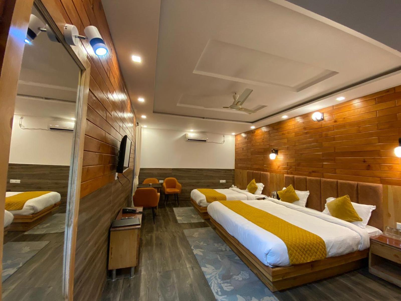 The Aesthetic Hotel & Restaurant Bhimtal Ngoại thất bức ảnh