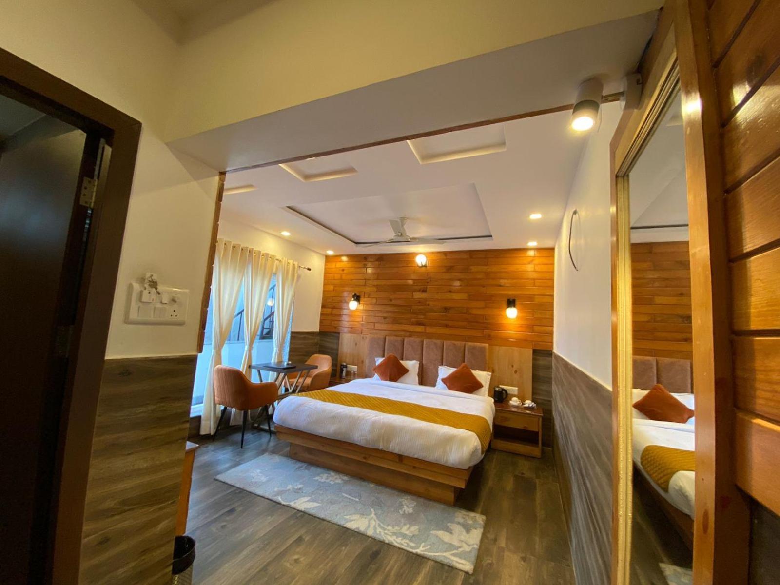 The Aesthetic Hotel & Restaurant Bhimtal Ngoại thất bức ảnh