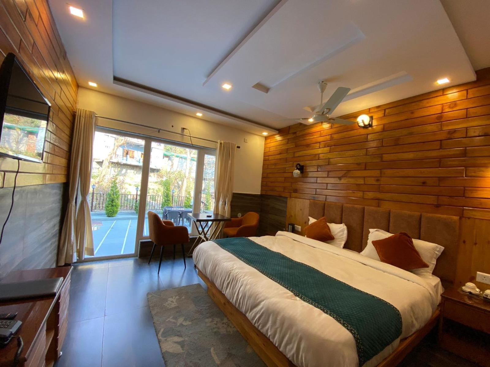 The Aesthetic Hotel & Restaurant Bhimtal Ngoại thất bức ảnh