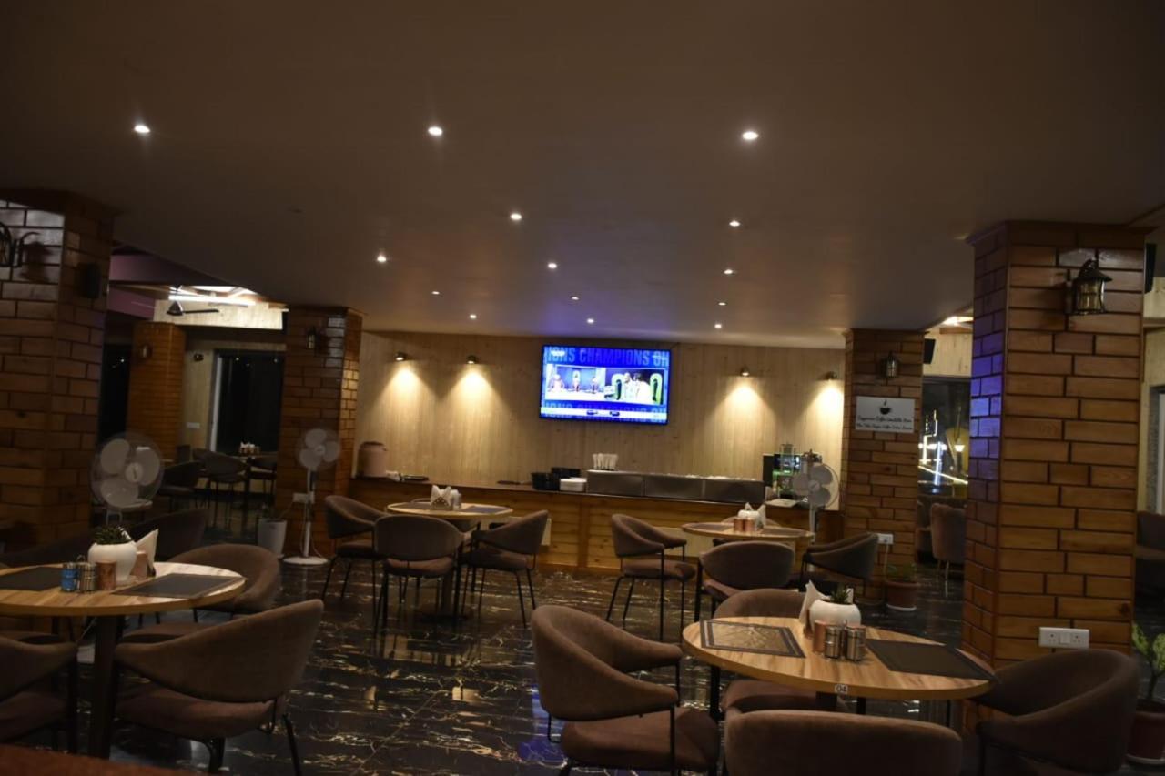 The Aesthetic Hotel & Restaurant Bhimtal Ngoại thất bức ảnh